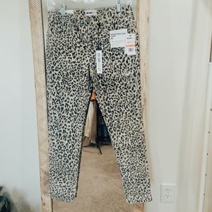 NWT William Rast Cheetah print skinny Jeans
